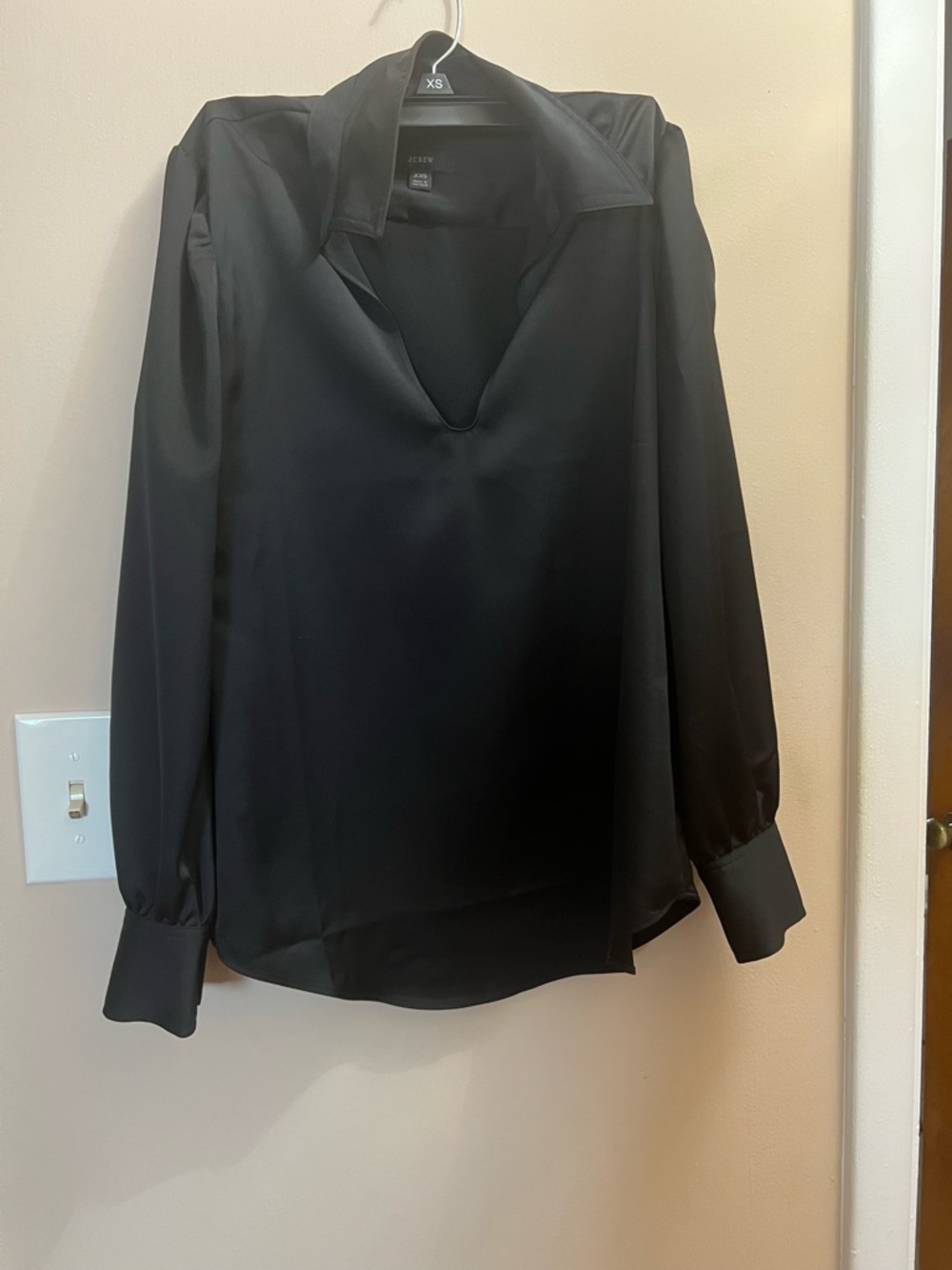 JCrew Black Silk V-Neck Long-Sleeve Blouse XXS